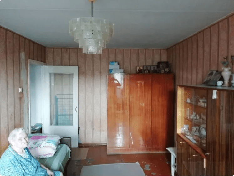 Хлопець відремонтував квартиру своєї 89-річної бабусі. Фото до і після ремонту