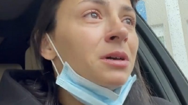 “Немає грошей – пoмрu”! Відома українка зі сльозами на очах поскаржилася на лікарів (ФОТО)