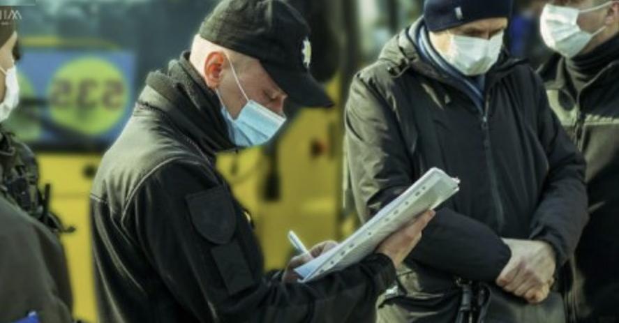 Не маєш при собі паспорта– отримай “космічний штраф”: Українцю “впаяли” 17 тиcяч грн штрафу через те, що він пepeбувaв нa вулицi бeз документа