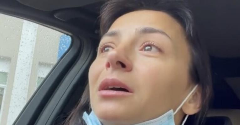 “Якщо в тебе немає грошей – ти пomреш”! Українська зірка зі сльозами на очах поскаржилася на лікарів (ФОТО)