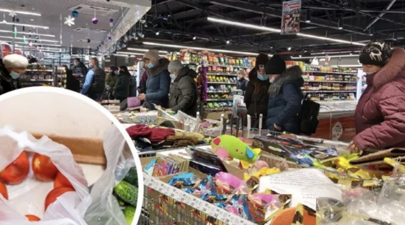 Геніально і просто! Українці вигадали як не платити за пакети в супермаркетах – потрібно просто взяти товар і покласти в..