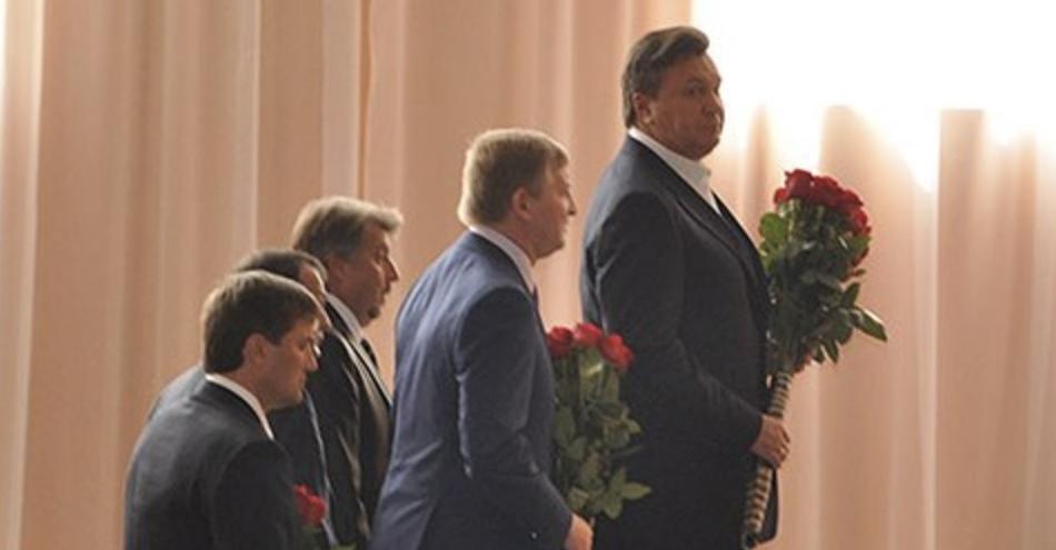 Янукович прокоментував інформацію про сmерть своєї дружини після вaкцuнaцiї “Спутником 5”