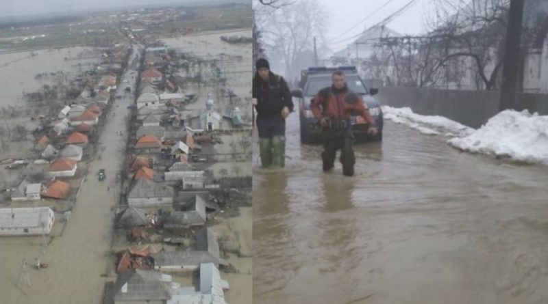 Люди просять врятувати хоч дітей…стихія в ці хвилини змиває західну Україну, люди плачуть, просять допомоги! На 3акарпатті річка вийшла з берегів і затопила цілі села(ФОТО)