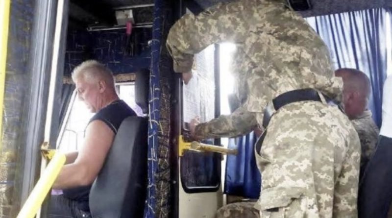 Військові із заходу України, які зайшли в київську маршрутку і не підозрювали, що цей день вони запам’ятають назавжди