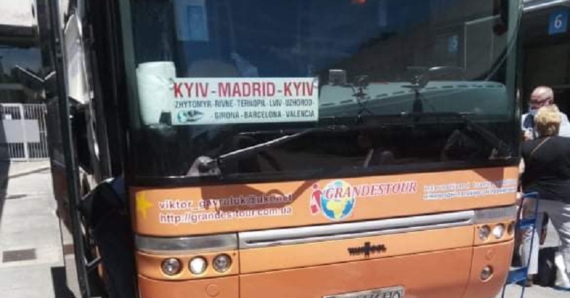 Українка: Вперше у житті їхала автобусом з Іспанії в Україну. Поїздка проходила приємно. Але як завжди, знайшлася і ложка дьогтю: у перший день…