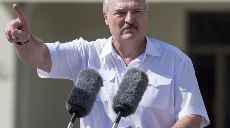 Лукашенко: «Ви дограєтеся я перетну кордон без зброї і зберу не 40 а всі 90% українців, і ми поернемо Україну до …»