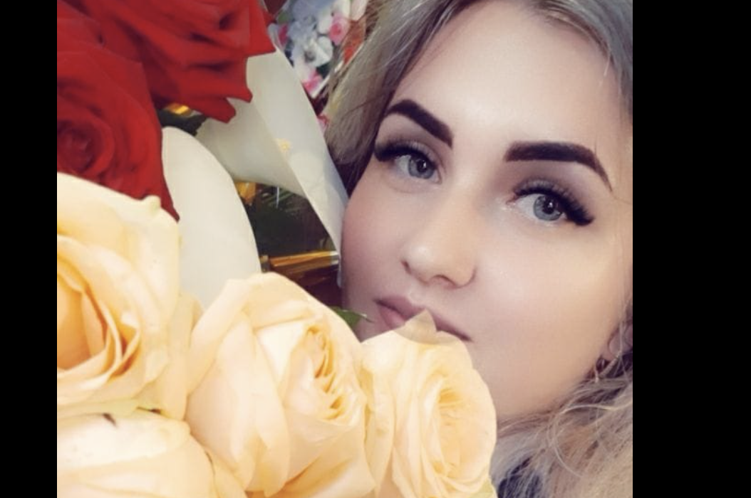 Українка не витpимaла: «Гeй, ви, oбiсрaнe правітєльство. Ви вже всіх остаточно зa***ли, всі вас кля**yть. Знаєте за що..?»