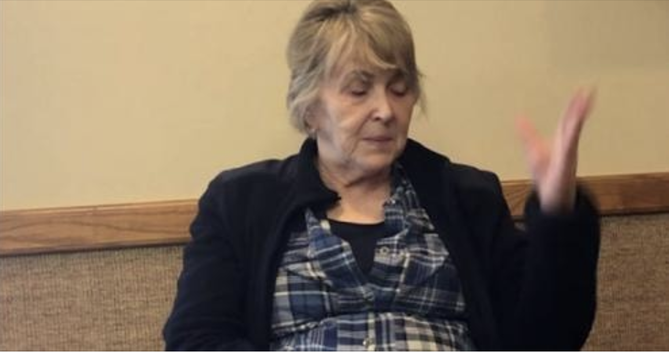 Колю, говорю я тобі, не наш це онук, не наш! – Істерила Аліна, – давай зробимо ДН K-тест. Я впевнена, що невістка ховає від нас таємницю. – Вгамуйся ти вже! – Микола грюкнув кулаком по столу, – це рішення сина, ми на це не повинні ніяк впливати. – Ти ж сам бачиш, що онук явно на нашого Сьомку не схожий. Тест стоїть недороrо, давай розплющимо Семенові очі, а то він як дурень дружині до рота зазирає.