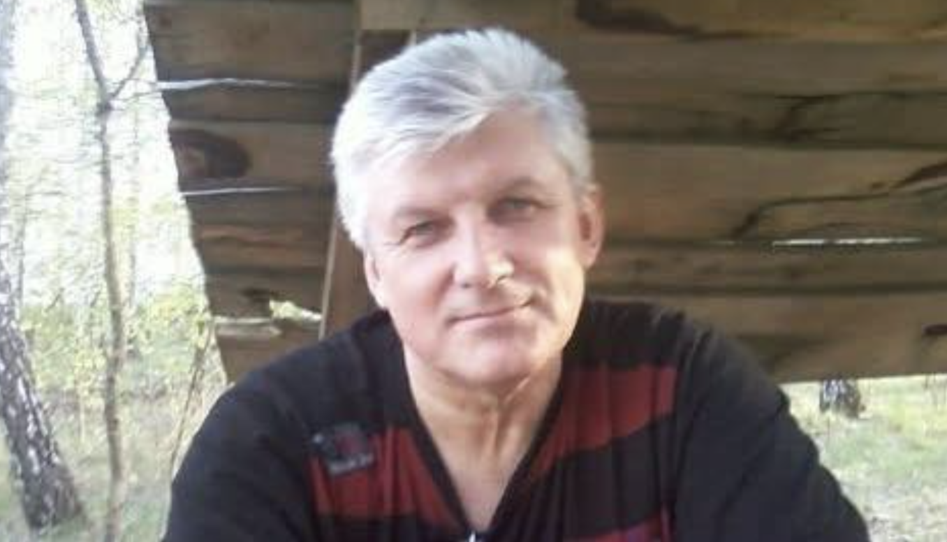 На пенсії я нарешті знайшов своє щастя, щиро закохався. Хоча все життя моя дружина казала мені, що нічого не вартий. Все добре, але діти тепер не хочуть зі мною спілкуватися і навіть онуків до мене не пускають.